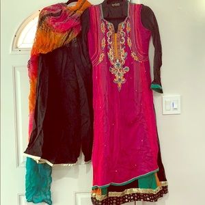 Long sleeve mehndi/ partywear outfit - new!